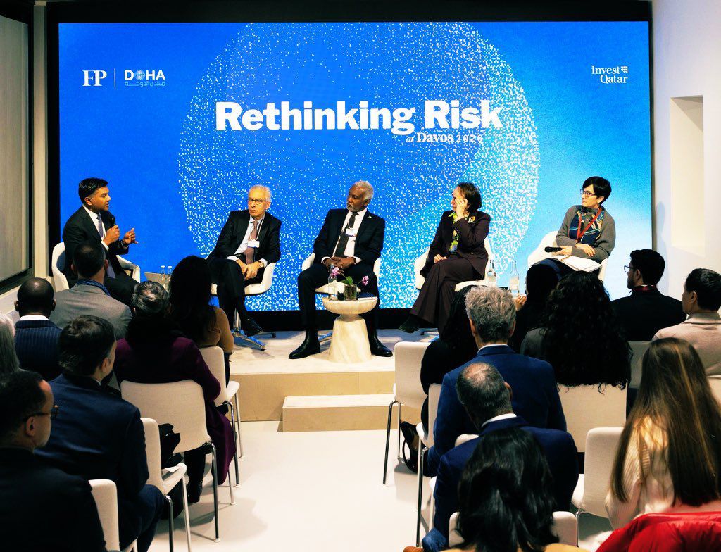 وزير الاقتصاد عامر البساط في سلسلة لقاءات ونداوت ضمن المنتدى الاقتصادي العالمي - دافوس 2026